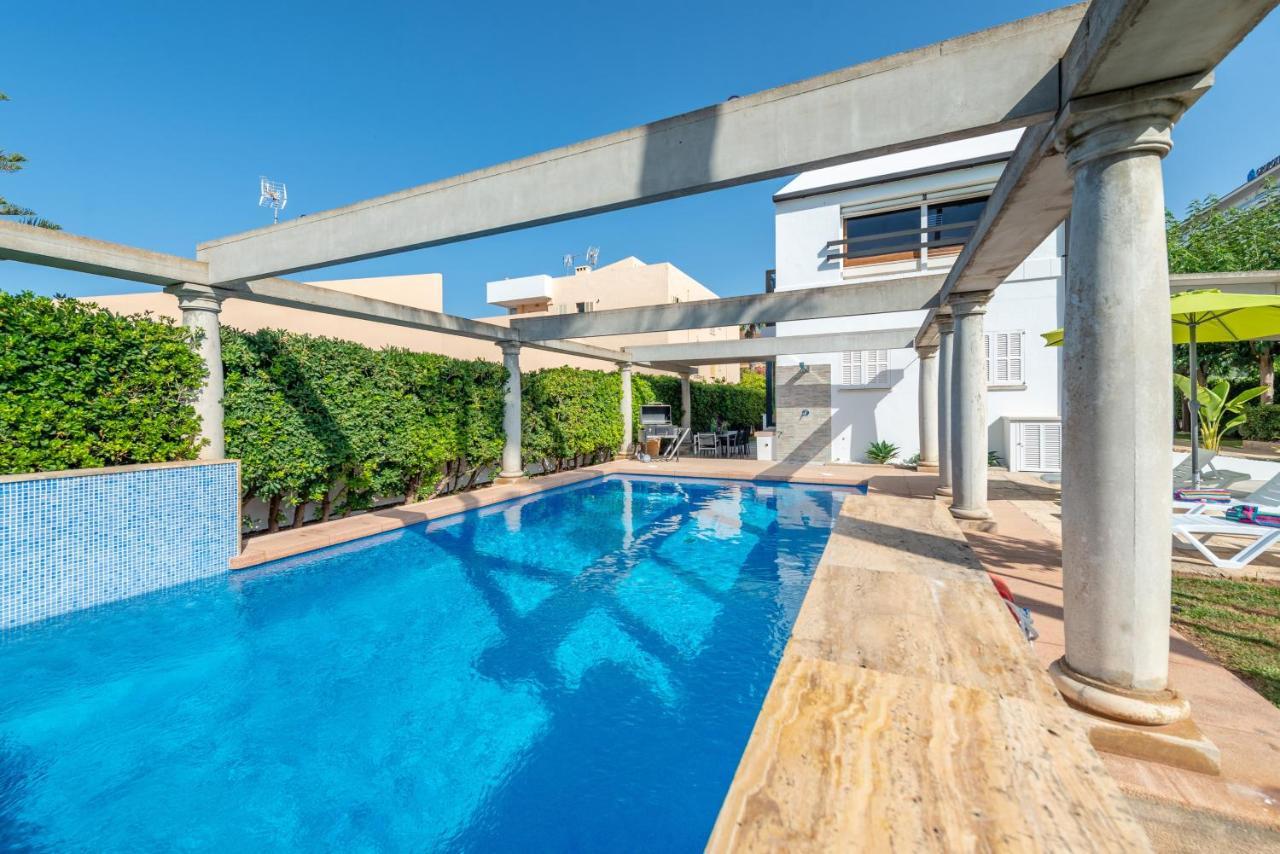 Estrel Villa Can Picafort  Exterior photo